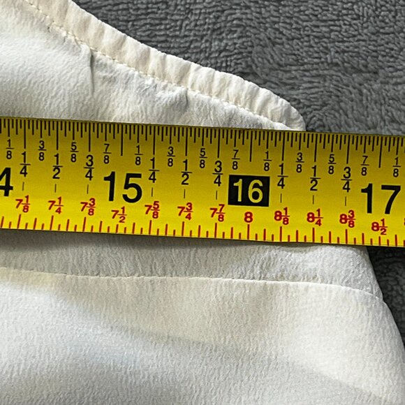 Aritzia Wilfred 100% Silk Ivory Sleeveless Tank Top - Picture 6 of 9